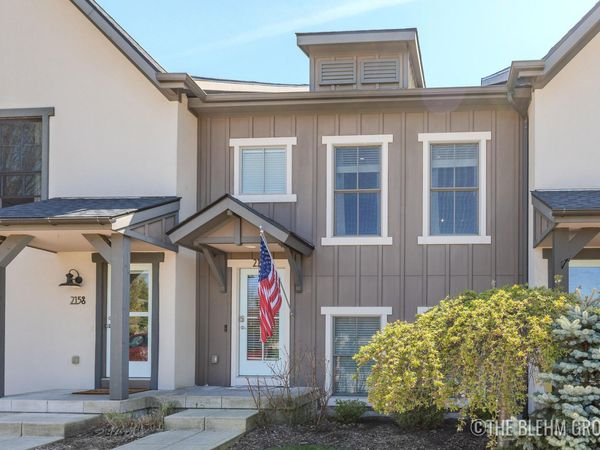 2154 New Town Drive NE, Grand Rapids, MI 49525