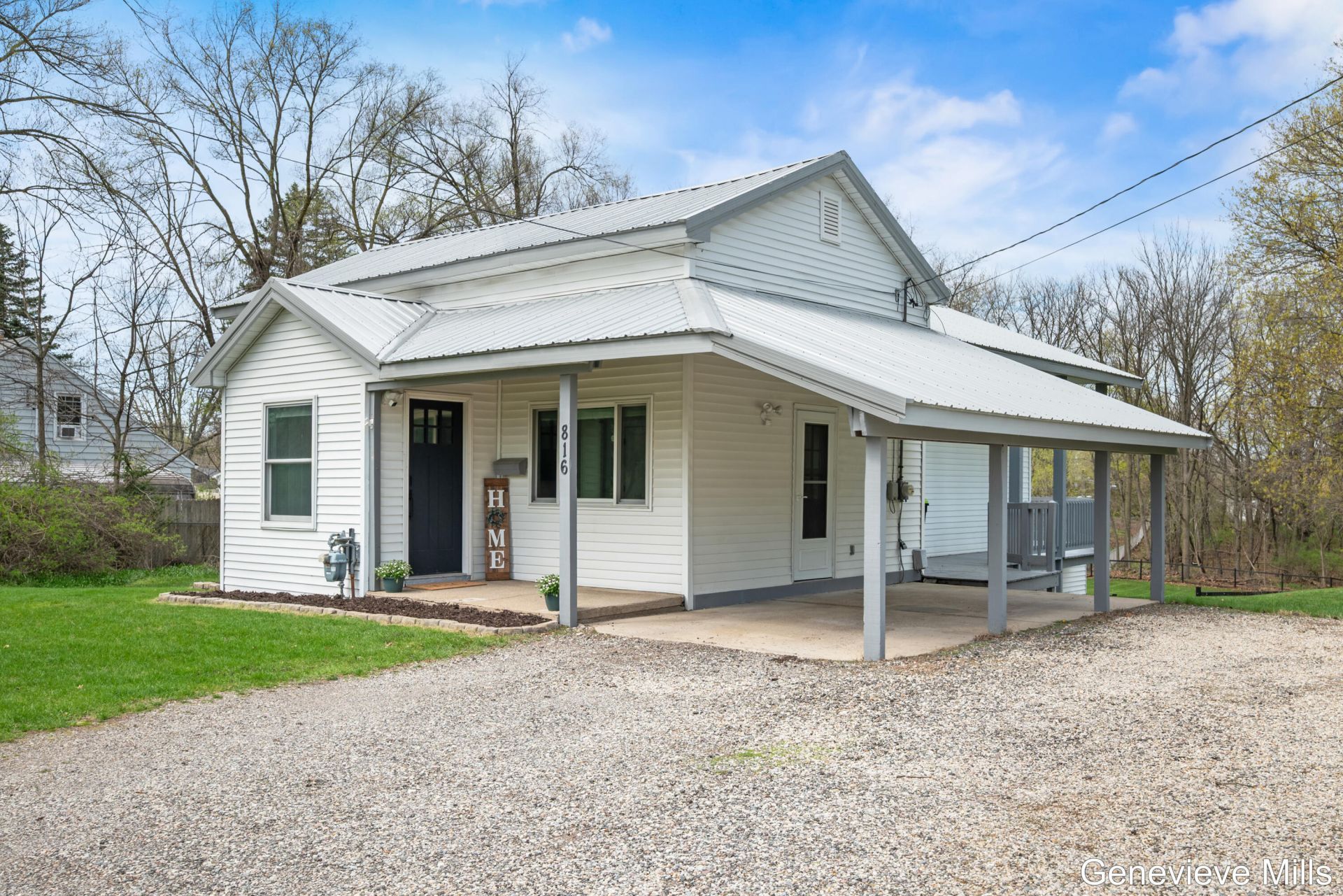 816 W Montcalm Street, Greenville, MI 48838 Main Photo