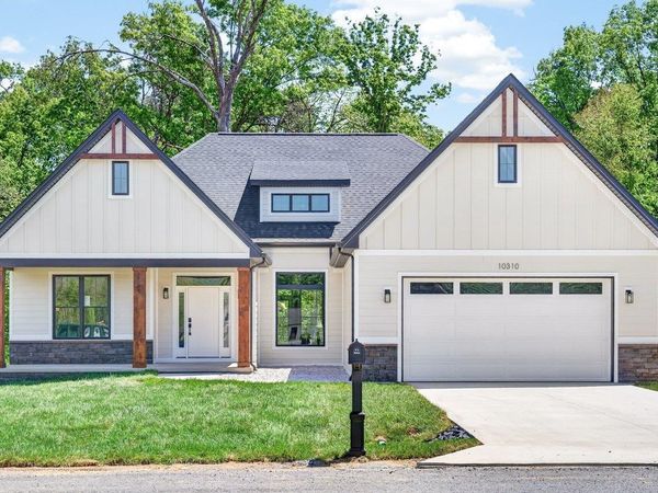 10310 DALMATIAN DR, MCGAHEYSVILLE, VA 22840