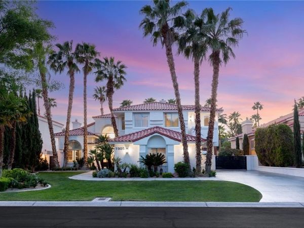 1905 Iron Ridge Drive , Las Vegas, NV 89117
