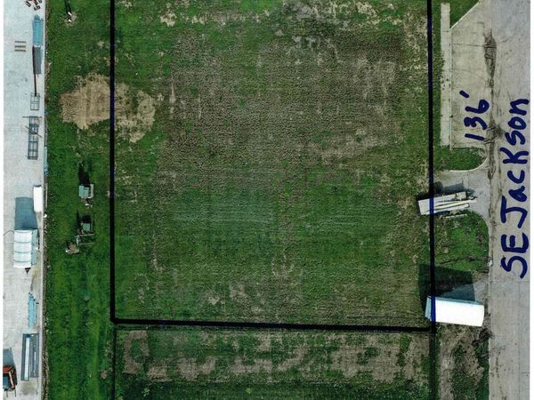 108 SE 6Th Street, Greenfield, IA 50849