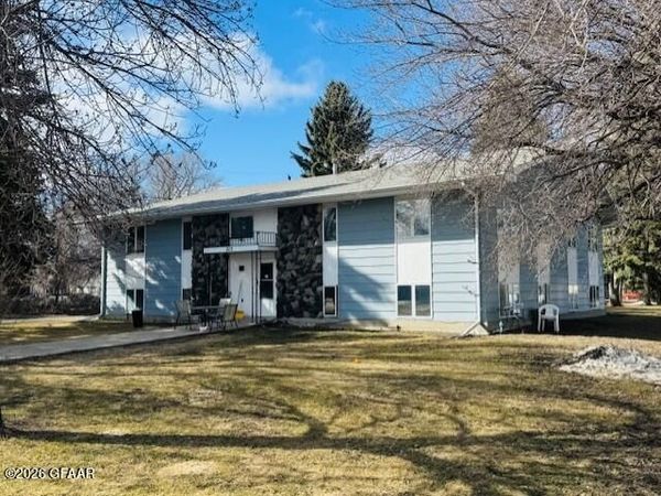 517 3RD Street , Cando, ND 58324