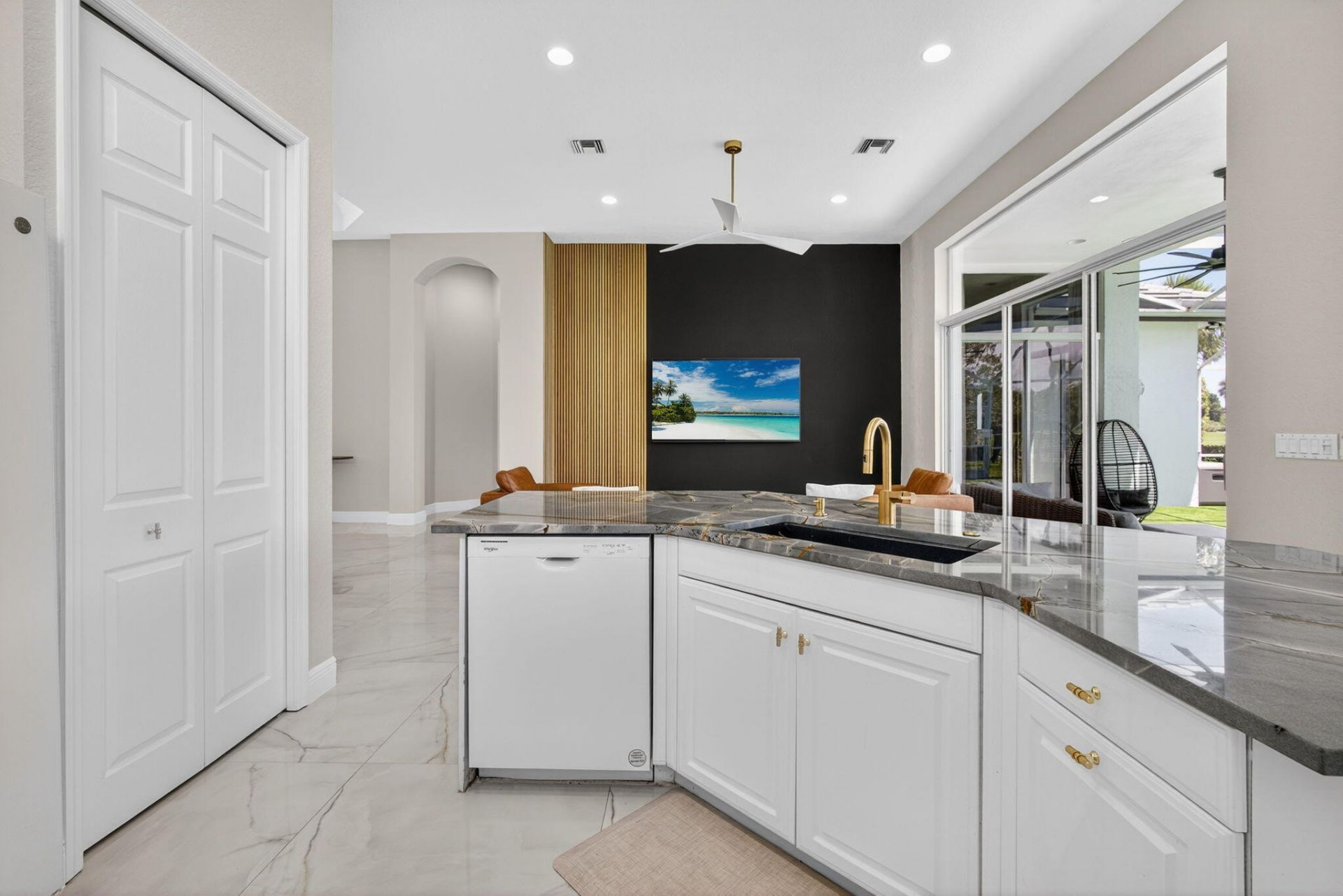 6778 Oakmont Way, West Palm Beach, FL 33412 Photo
