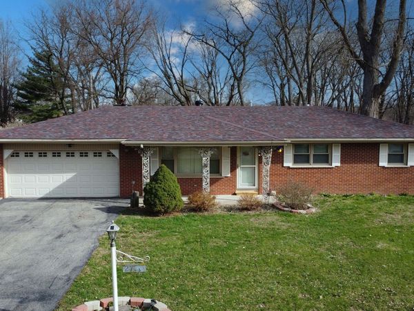 2775 E Riverview Drive , Kankakee, IL 60901