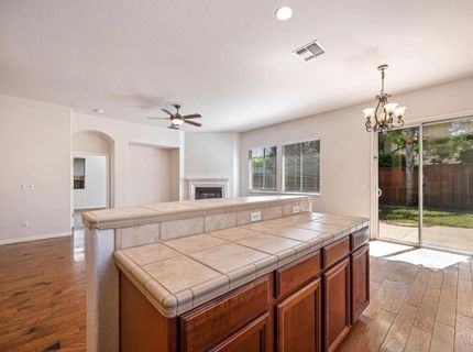 9729 Marbella Ct, Elk Grove, CA 95624 Photo