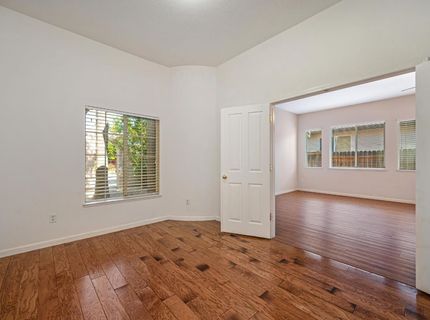 9729 Marbella Ct, Elk Grove, CA 95624 Photo