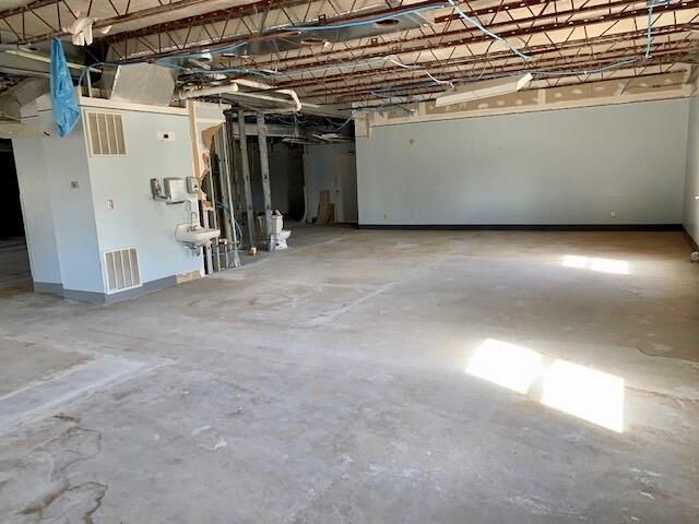 900 Bowman Road  Photo 4