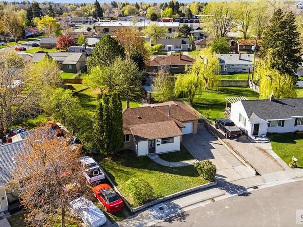 1455 SE Bonneville Drive, IDAHO FALLS, ID 83404