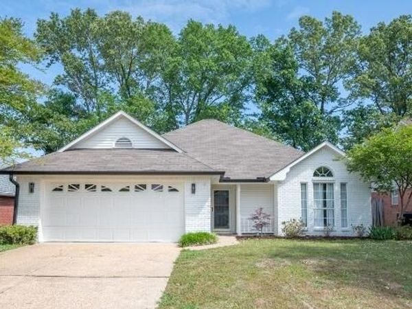 120 West Bound, Starkville, MS 39759