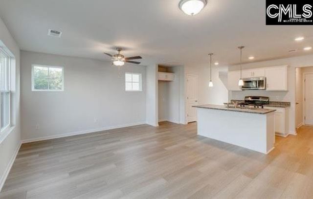 312 Reedmace Court  Photo 4