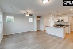 312 Reedmace Court  photo 4