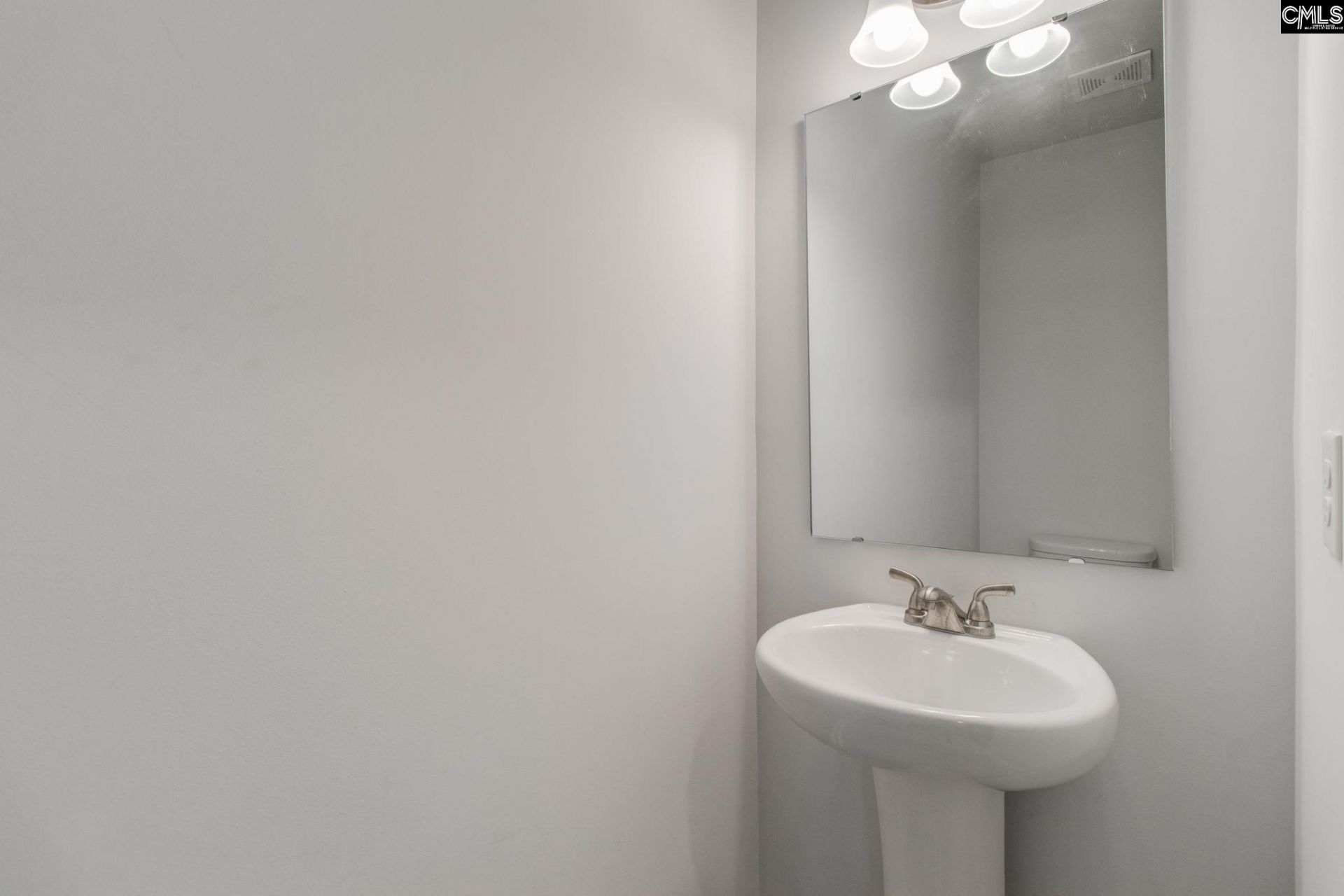 312 Reedmace Court Photo 5