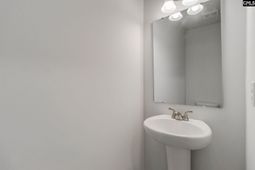 312 Reedmace Court photo 4