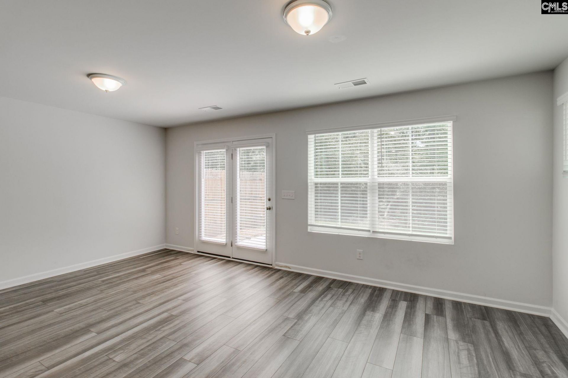 312 Reedmace Court Photo 6