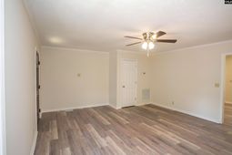 1611 Lewis Street photo 4