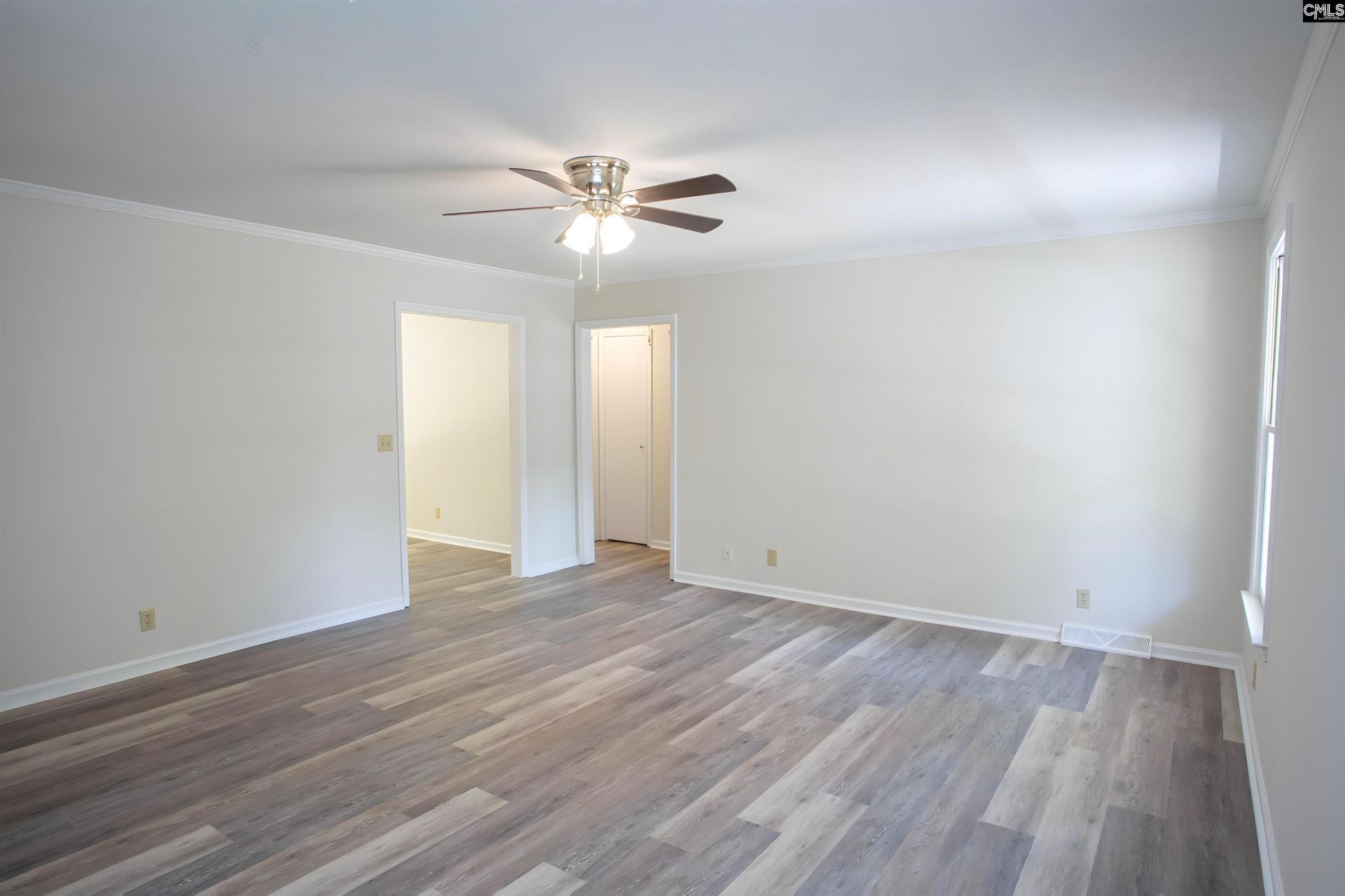 1611 Lewis Street Photo 7