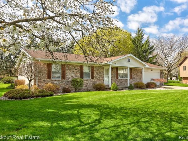 5 Krafft Court , Frankenmuth, MI 48734