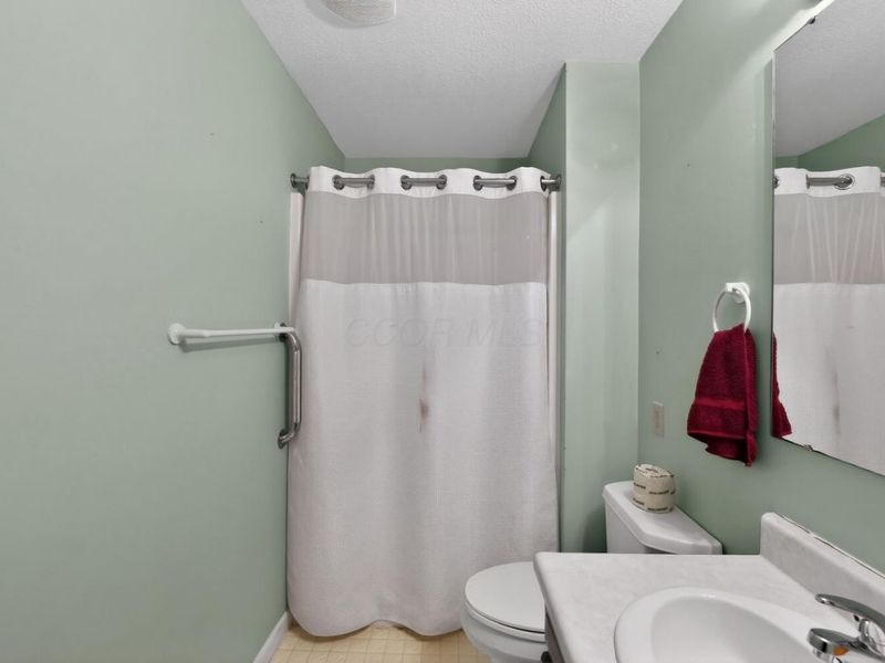 1203 W Vine Street, Mount Vernon, OH 43050 Photo 16