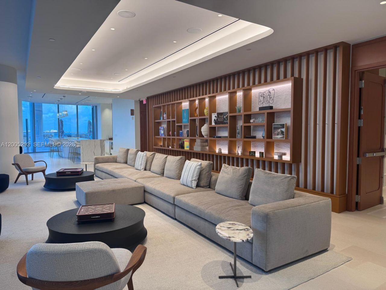 175 SE 25 Rd , Unit 2803, Miami, FL 33129 Photo