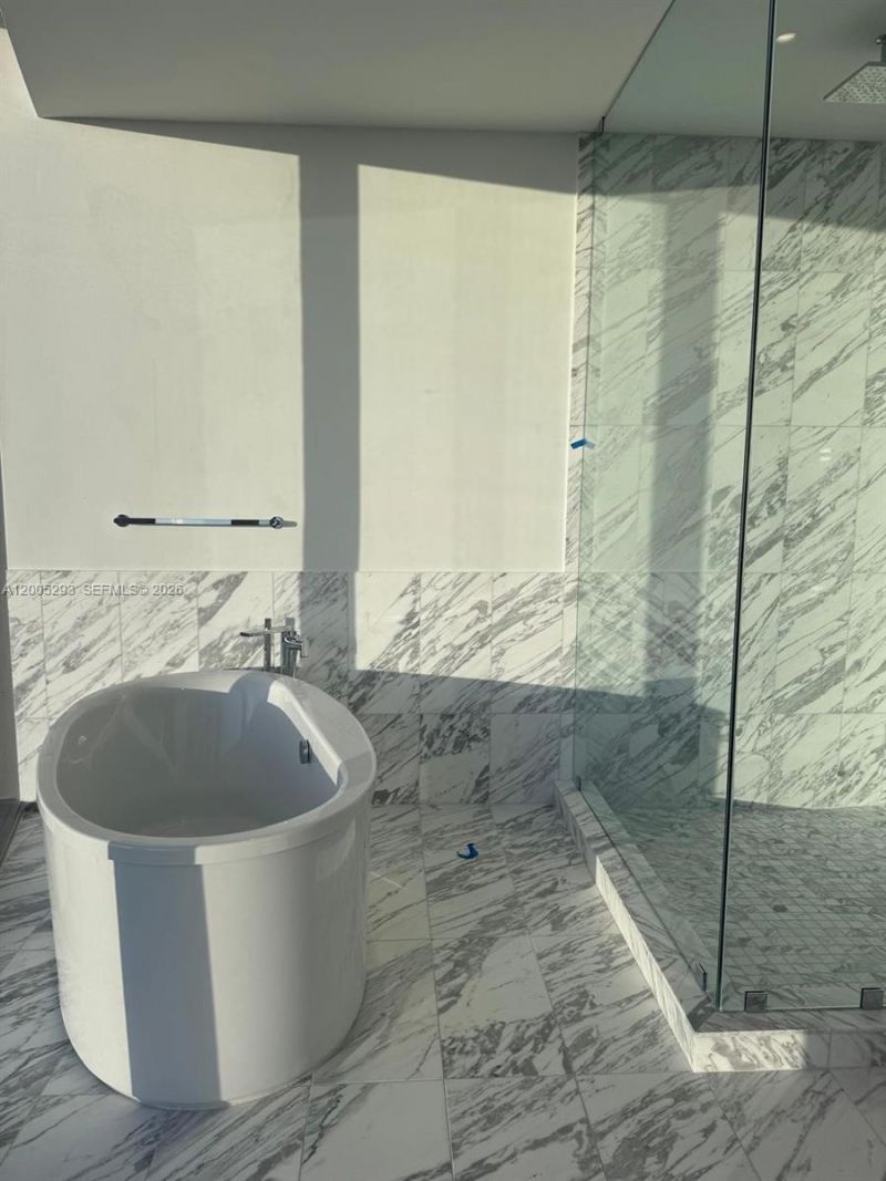 175 SE 25 Rd , Unit 2803, Miami, FL 33129 Photo