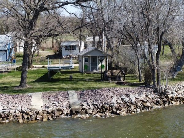33798 Shady Oak Drive, Clinton, MN 56225