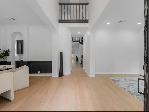 8605 Lindenwood Lane, Irving, TX 75063