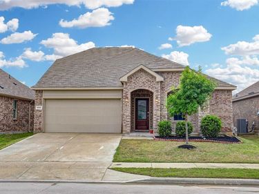 5505 Brahma Trail, Fort Worth, TX 76179