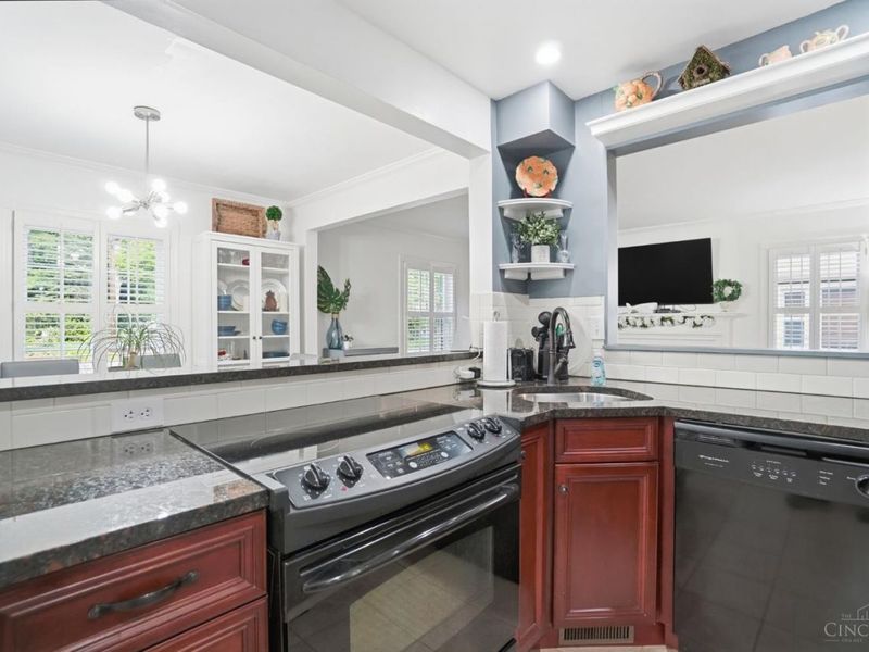 6420 Miami Road, Indian Hill, OH 45243 Photo 12