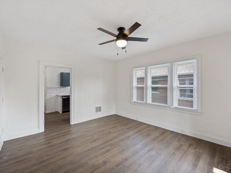 6423 Kennedy Avenue, Cincinnati, OH 45213 Photo 4