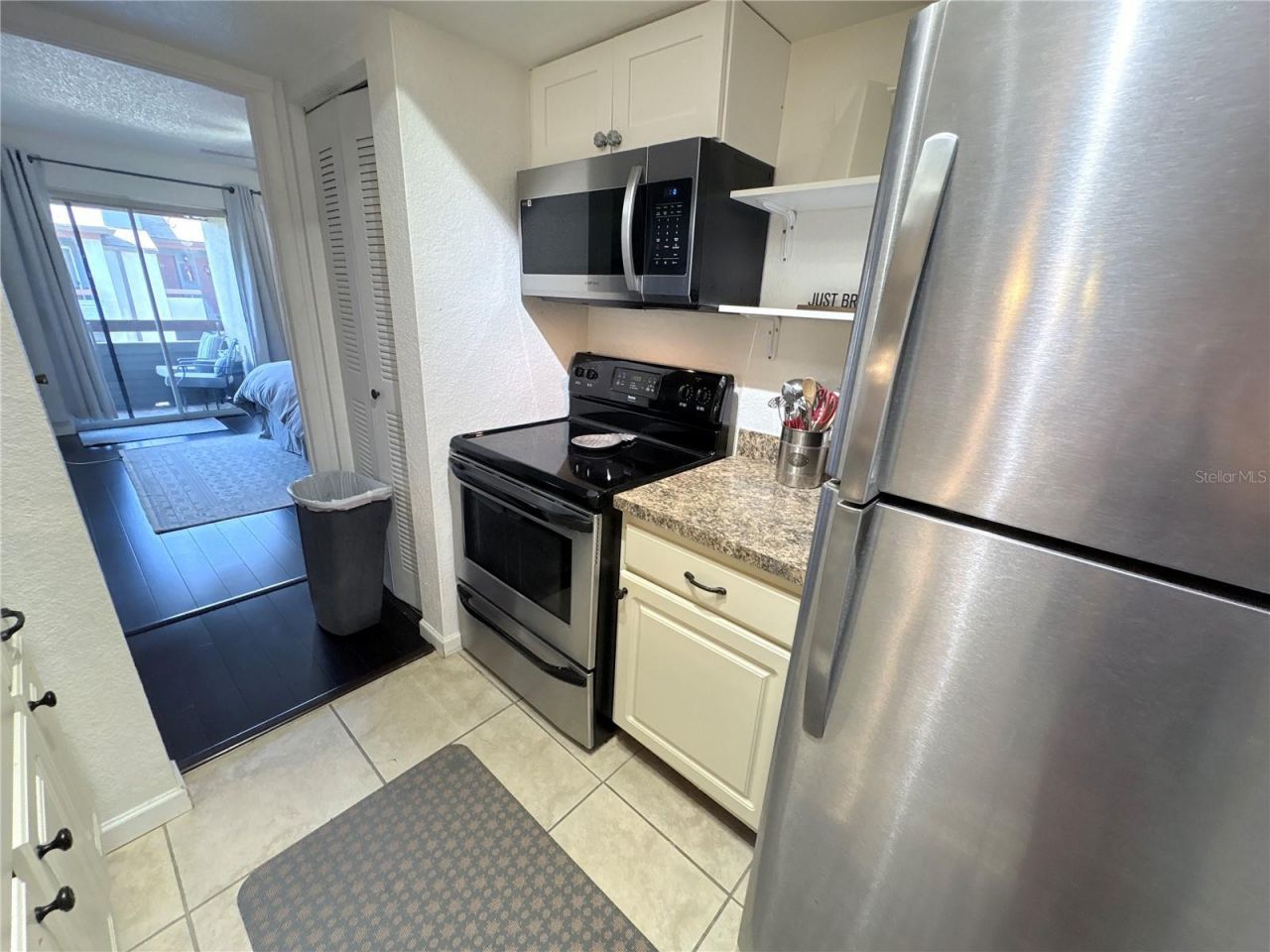 10263 Gandy Boulevard N, Unit 606, Saint Petersburg, FL 33702 Photo