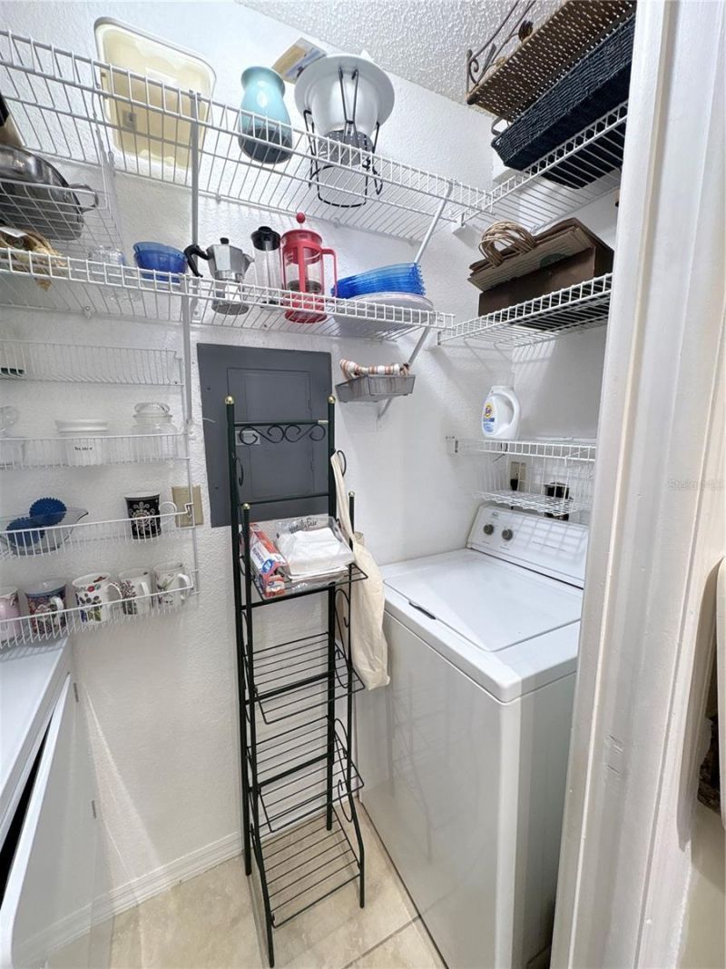 10263 Gandy Boulevard N, Unit 606, Saint Petersburg, FL 33702 Photo