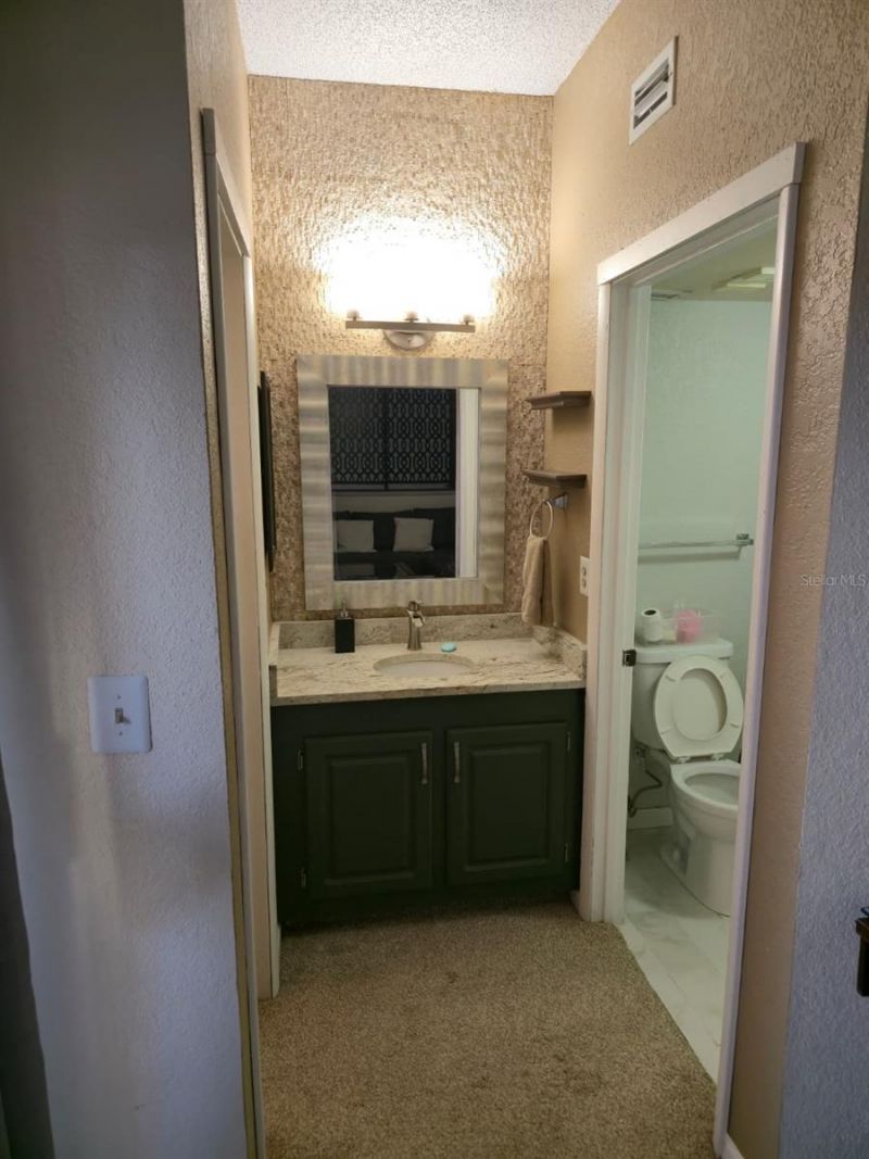 10263 Gandy Boulevard N, Unit 606, Saint Petersburg, FL 33702 Photo