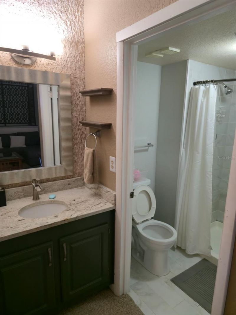 10263 Gandy Boulevard N, Unit 606, Saint Petersburg, FL 33702 Photo