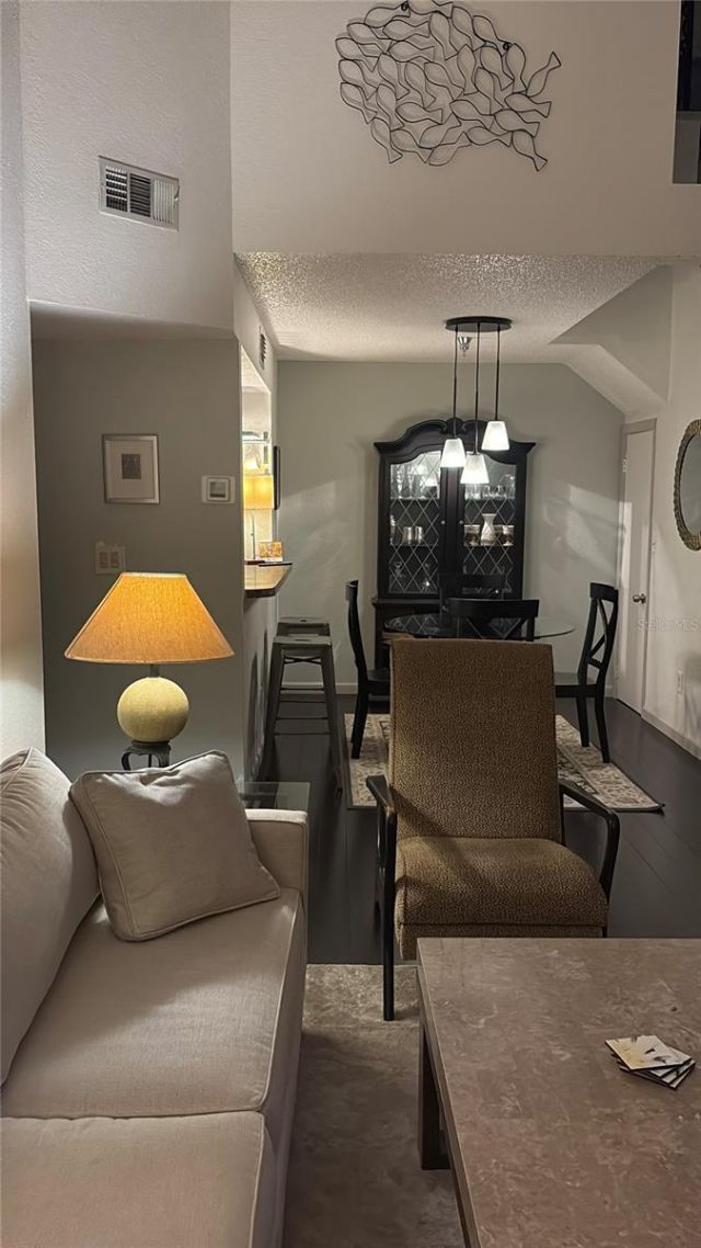 10263 Gandy Boulevard N, Unit 606, Saint Petersburg, FL 33702 Photo