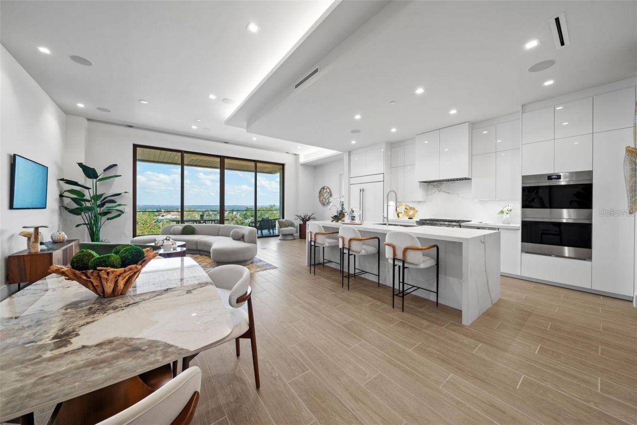 1591 Gulf Of Mexico Drive, Unit 515, Longboat Key, FL 34228 Photo