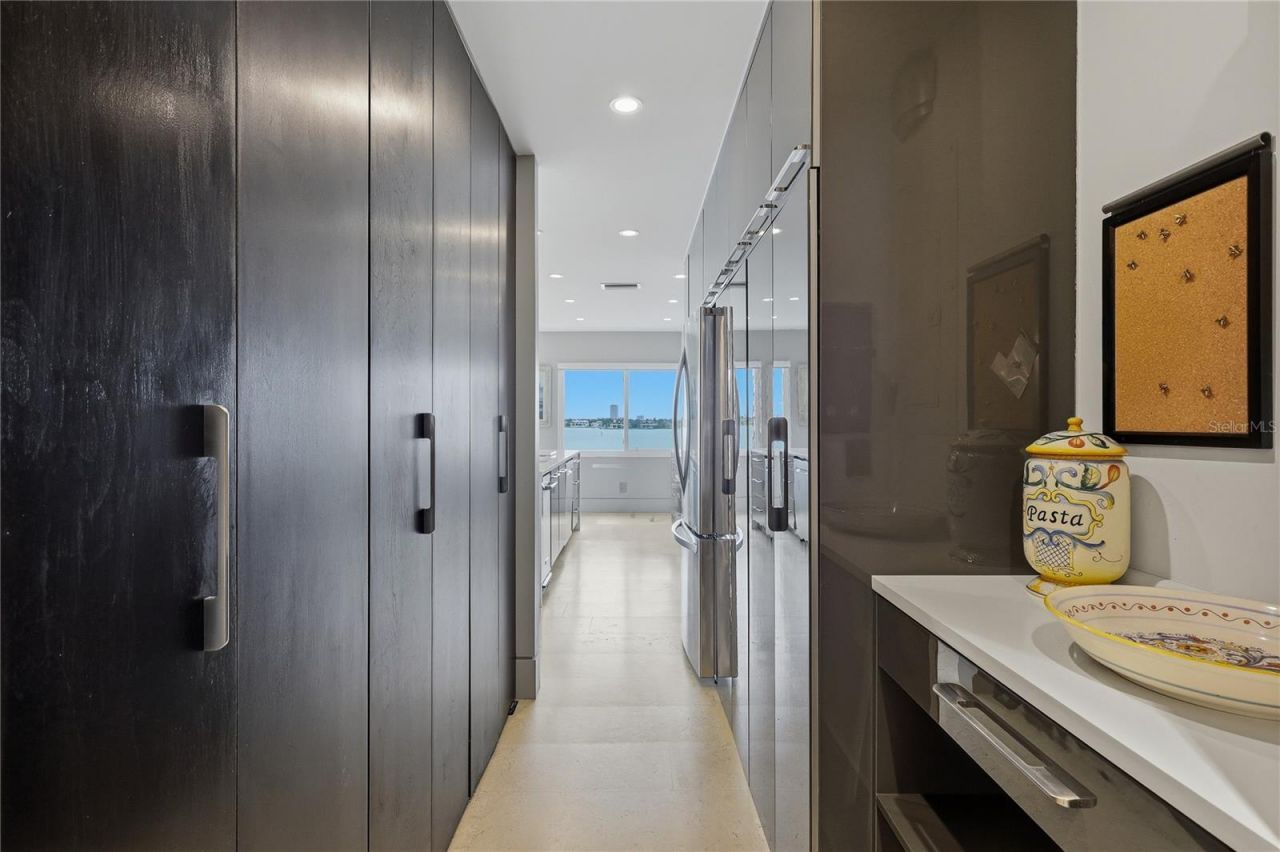 350 Golden Gate Point, Unit 51, Sarasota, FL 34236 Photo