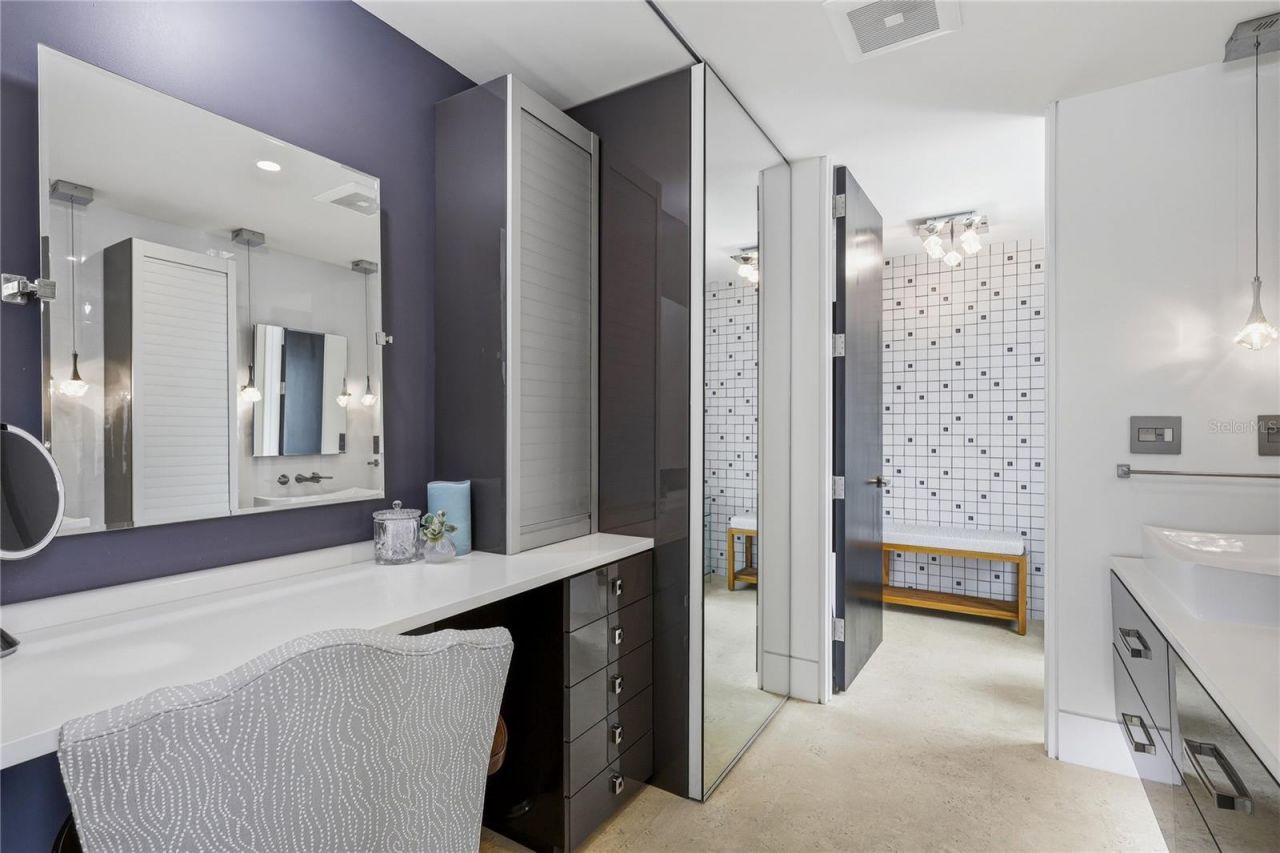 350 Golden Gate Point, Unit 51, Sarasota, FL 34236 Photo