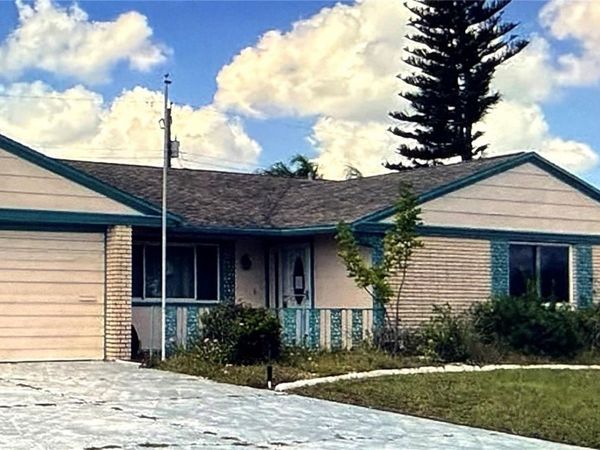 1202 DESERT HILLS DRIVE, SUN CITY CENTER, FL 33573