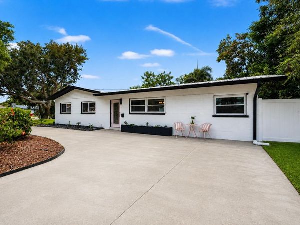 3755 BEACH DRIVE SE, ST PETERSBURG, FL 33705