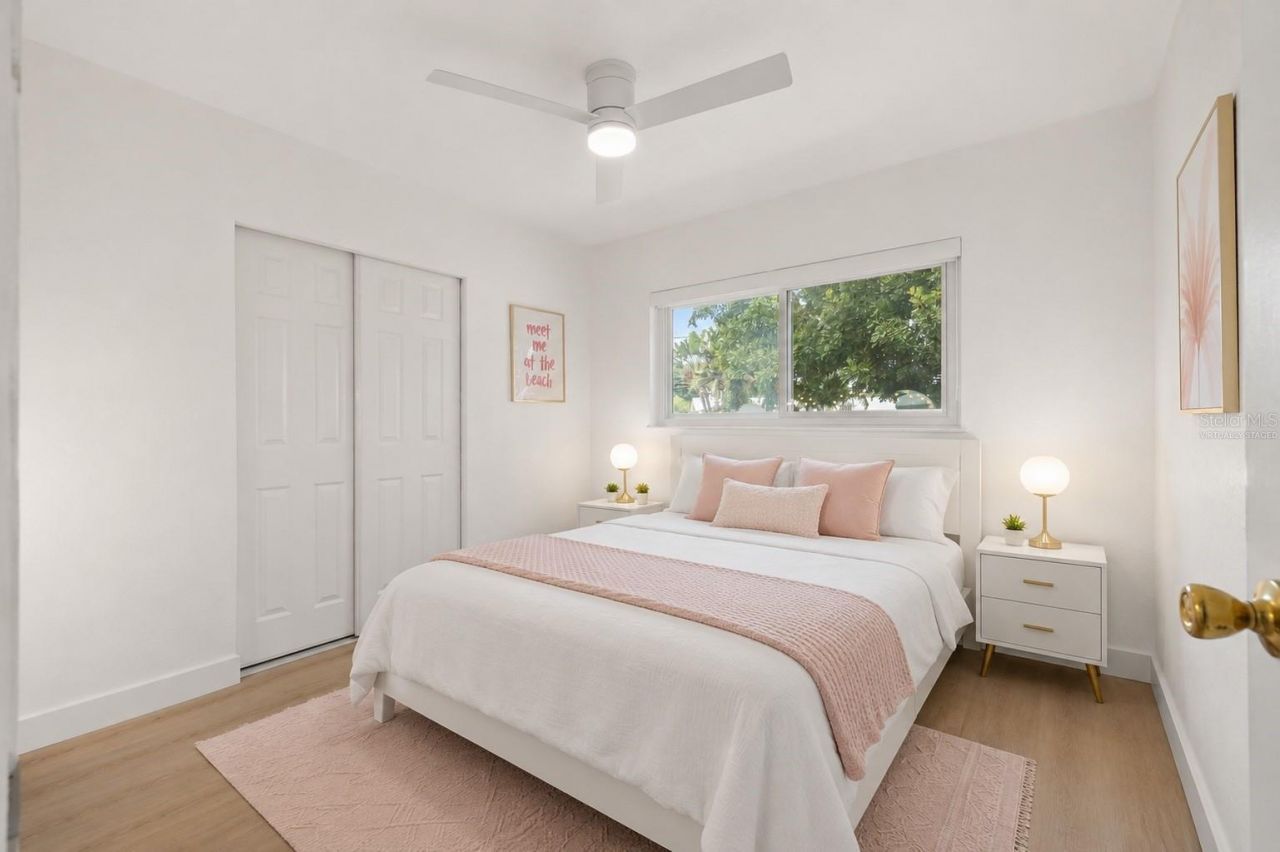 3755 Beach Drive Se, Saint Petersburg, FL 33705 Photo