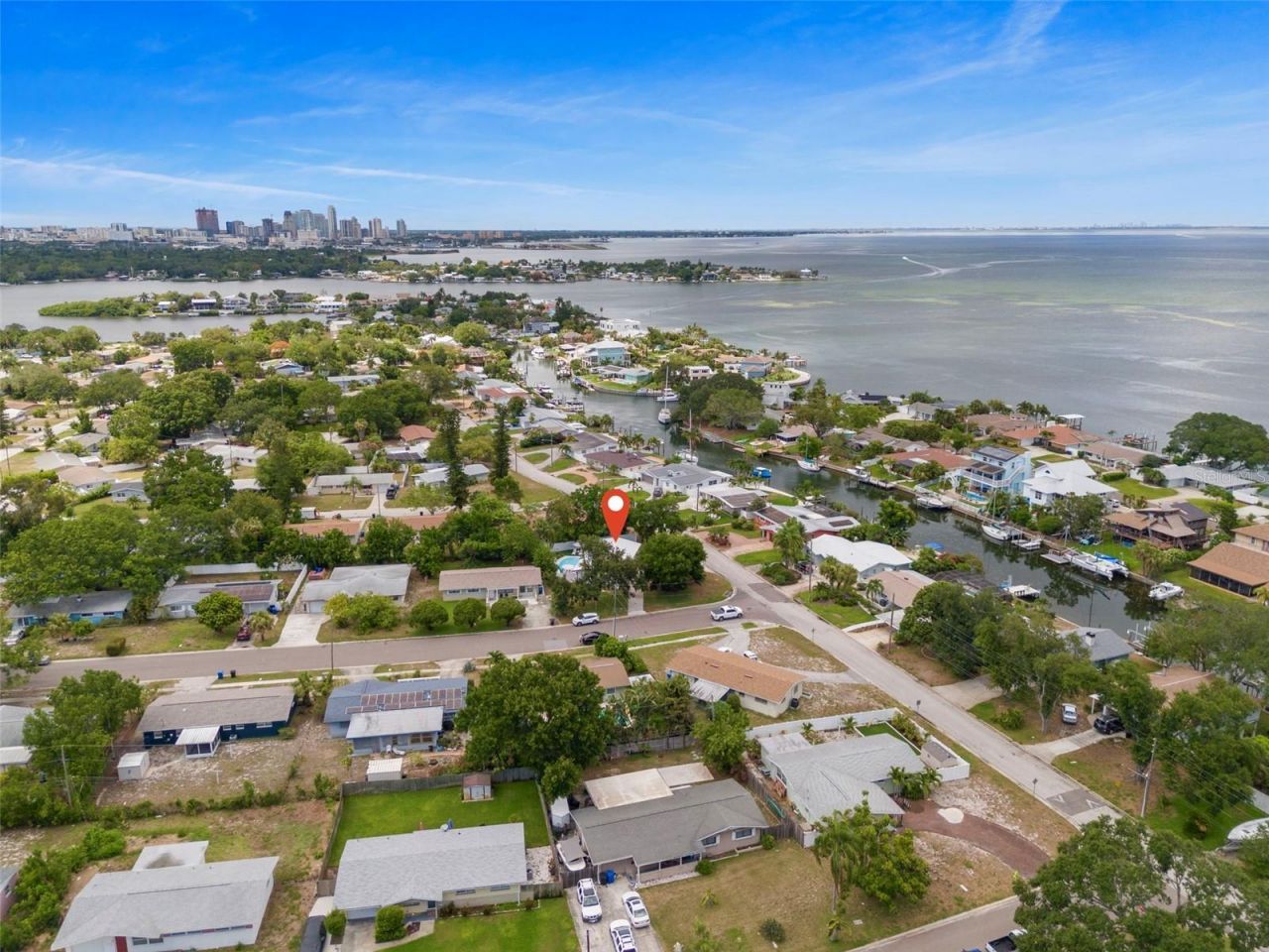 3755 Beach Drive Se, Saint Petersburg, FL 33705 Photo