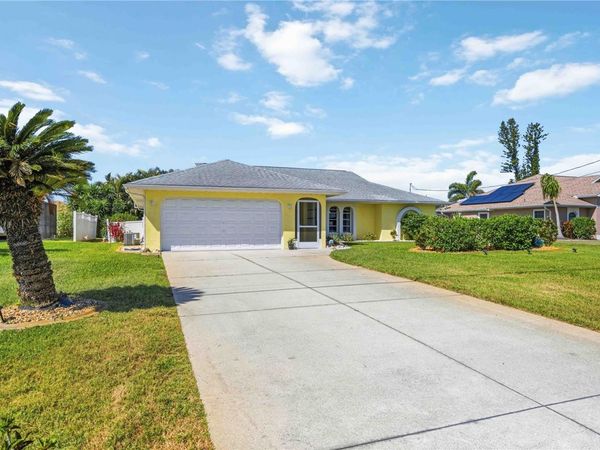 15 MARINER LANE , ROTONDA WEST, FL 33947