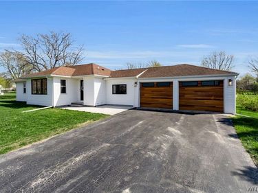 11038 Maple Ridge Road , Medina, NY 14103