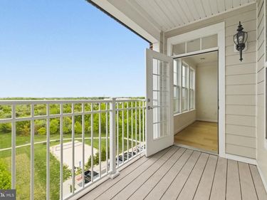 13724 NEIL ARMSTRONG AVENUE, Unit 505, HERNDON, VA 20171