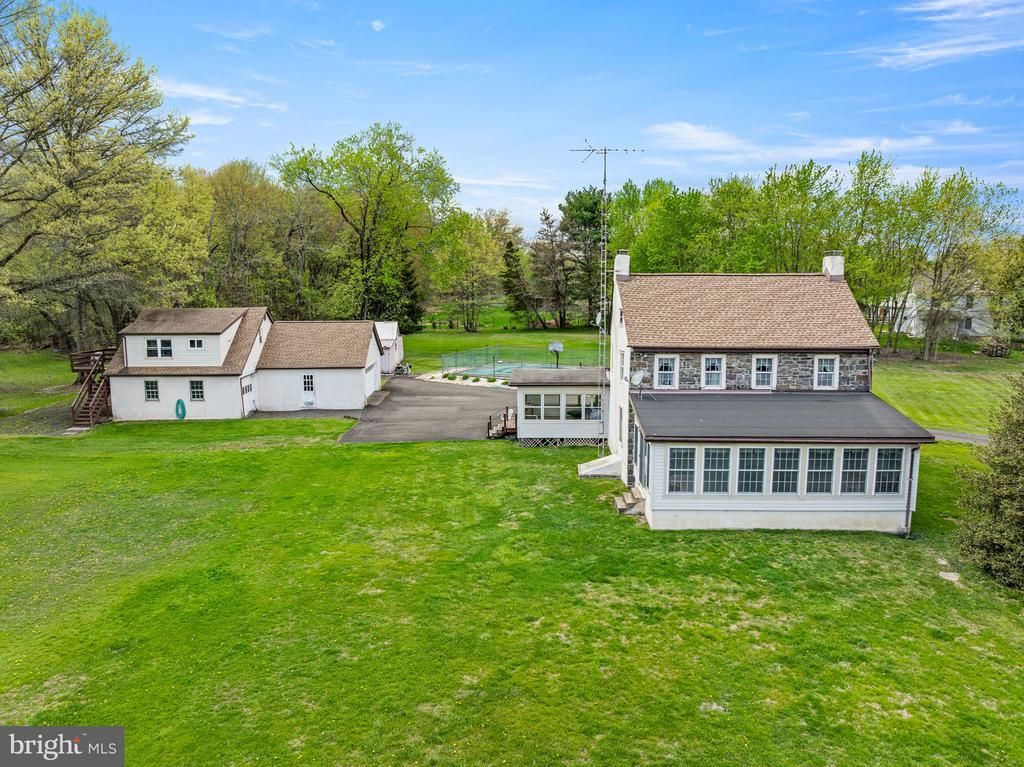 5666 Old Durham Road, Pipersville, PA 18947 Main Photo