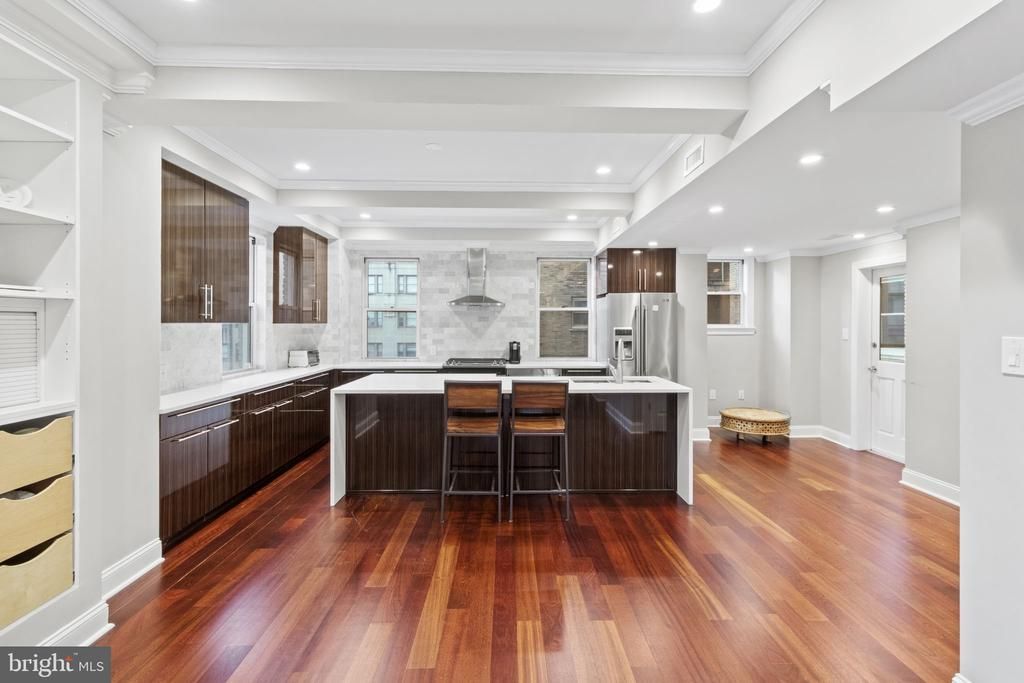 1901 Walnut Street, Unit 12C, Philadelphia, PA 19103 Main Photo
