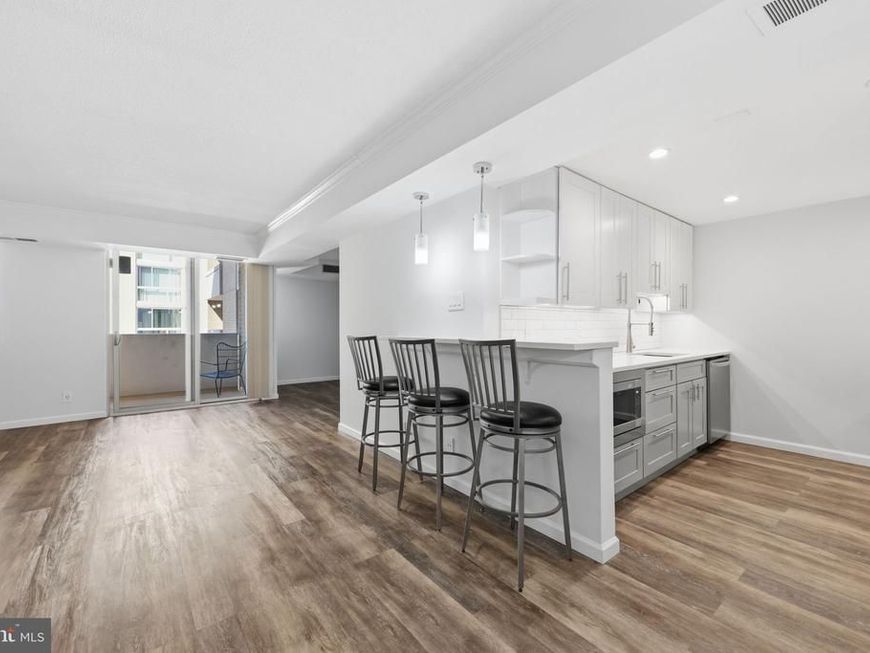 4601 N N. Park Avenue, Unit 1120-V, Chevy Chase, MD 20815 Main Photo