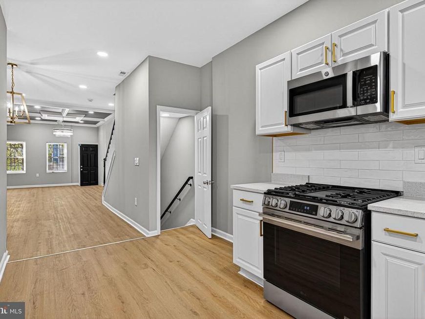 2518 W Fayette Street, Baltimore, MD 21223 Main Photo