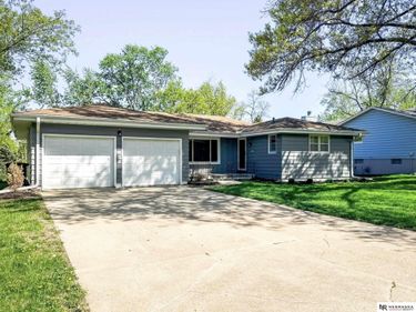 1311 N 95th Street , Omaha, NE 68114