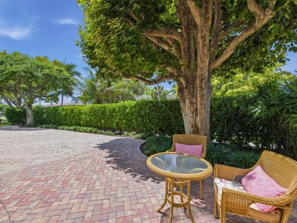 211 3rd Ave S, Unit 211, Naples, FL 34102 Photo